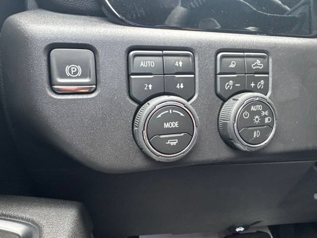 New 2026 Chevrolet Silverado 1500 RST AWD/4WD image 19