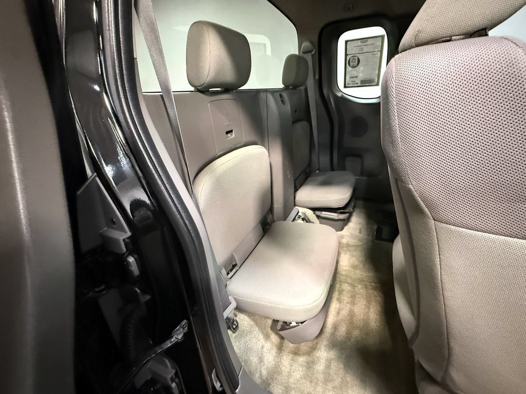 Used 2015 Nissan Frontier S RWD image 14