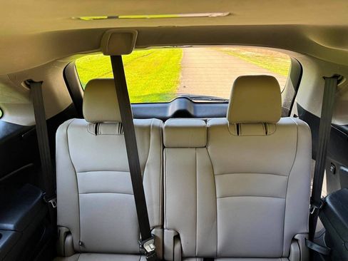 Used 2016 Honda Pilot EX-L image 11