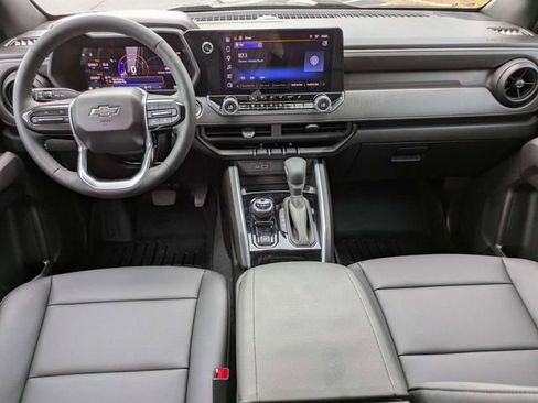 Used 2026 Chevrolet Colorado Trail Boss AWD/4WD image 15