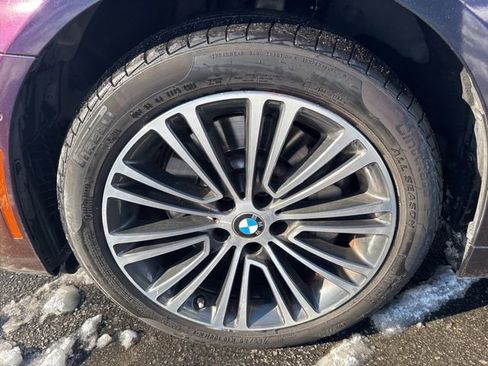 Used 2020 BMW 530e w/ Convenience Package image 36