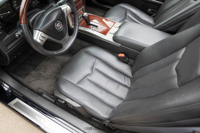 Used 2006 Cadillac XLR RWD image 53