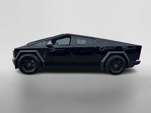 Used 2024 Tesla Cybertruck AWD Crew Cab image 2