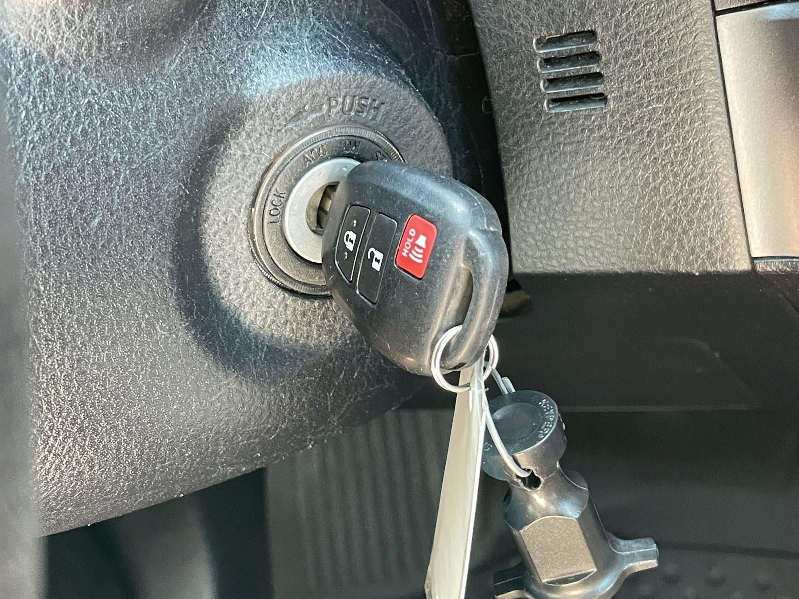 Used 2022 Toyota Tacoma SR w/ SR Convenience Package RWD image 25