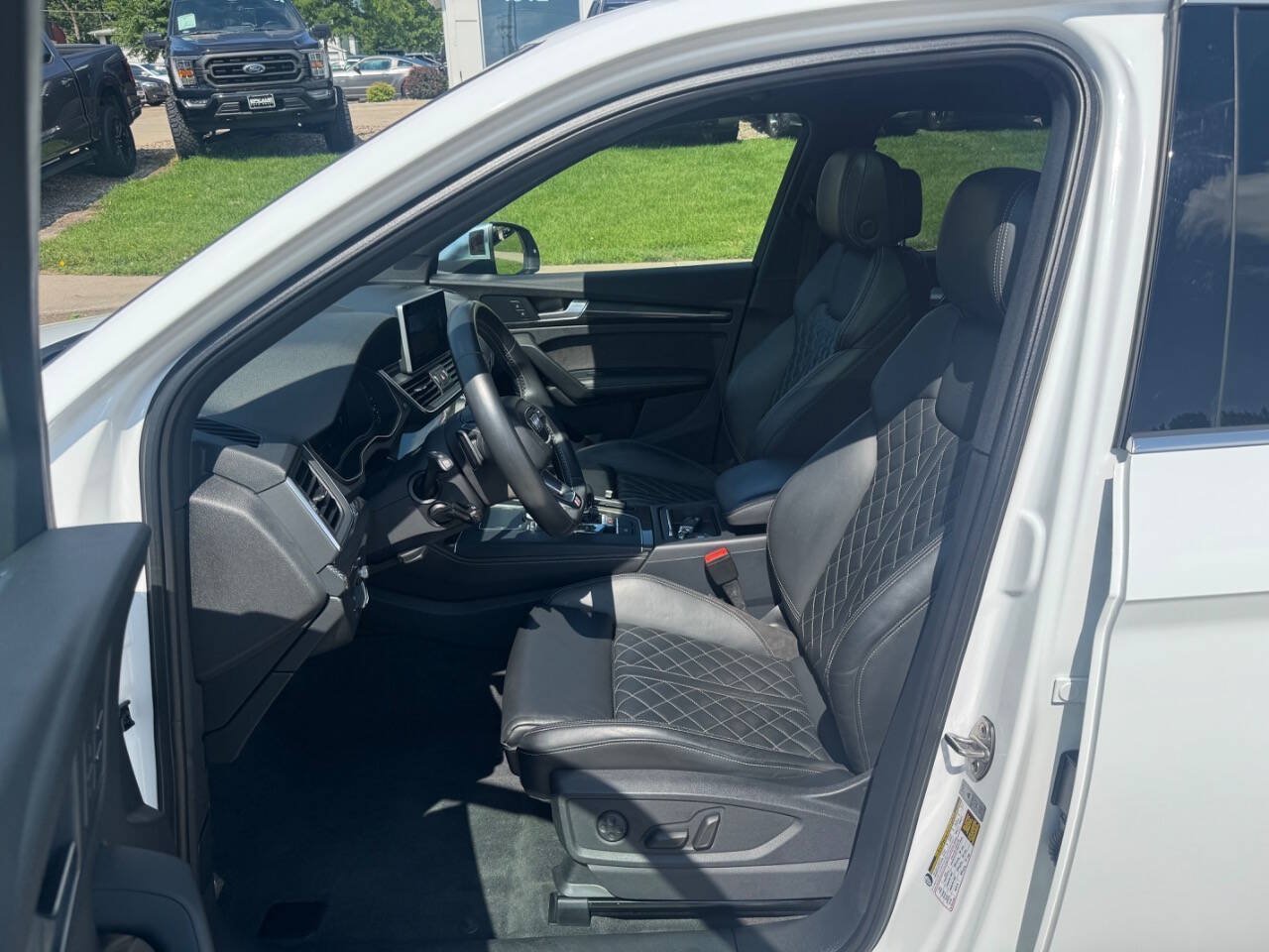 Used 2018 Audi SQ5 Prestige AWD/4WD image 11