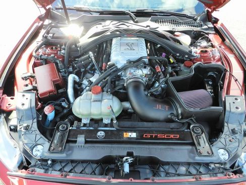 Used 2022 Ford Mustang Shelby GT500 w/ Carbon Fiber Track Pack image 4