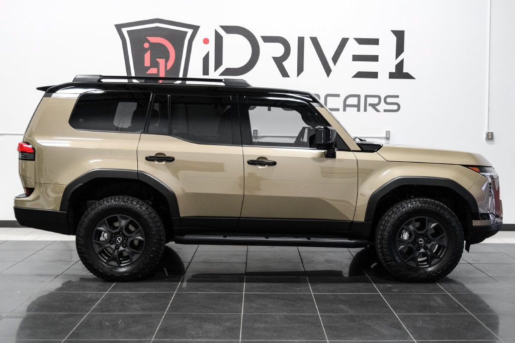 Used 2026 Lexus GX 550 AWD/4WD image 8