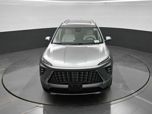 New 2026 Buick Enclave Avenir w/ Super Cruise Package AWD/4WD image 24