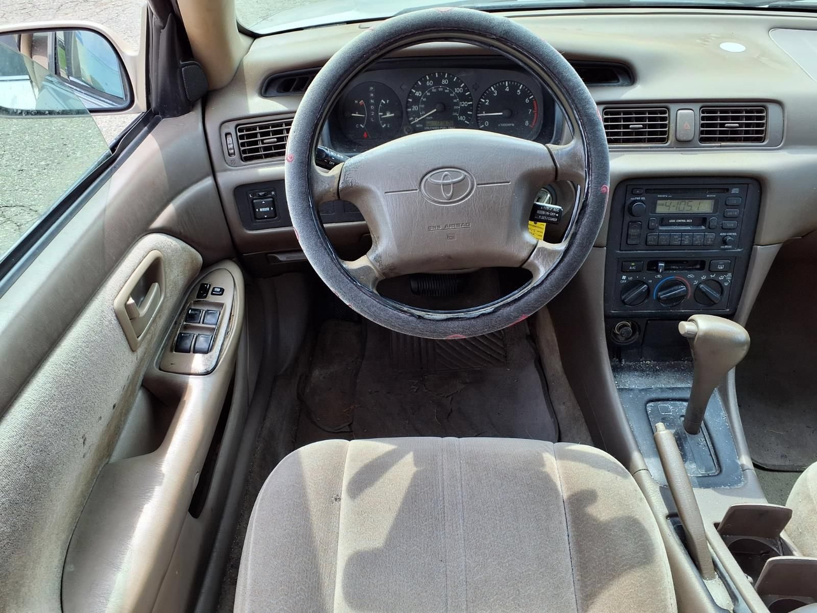 Used 1999 Toyota Camry FWD image 10