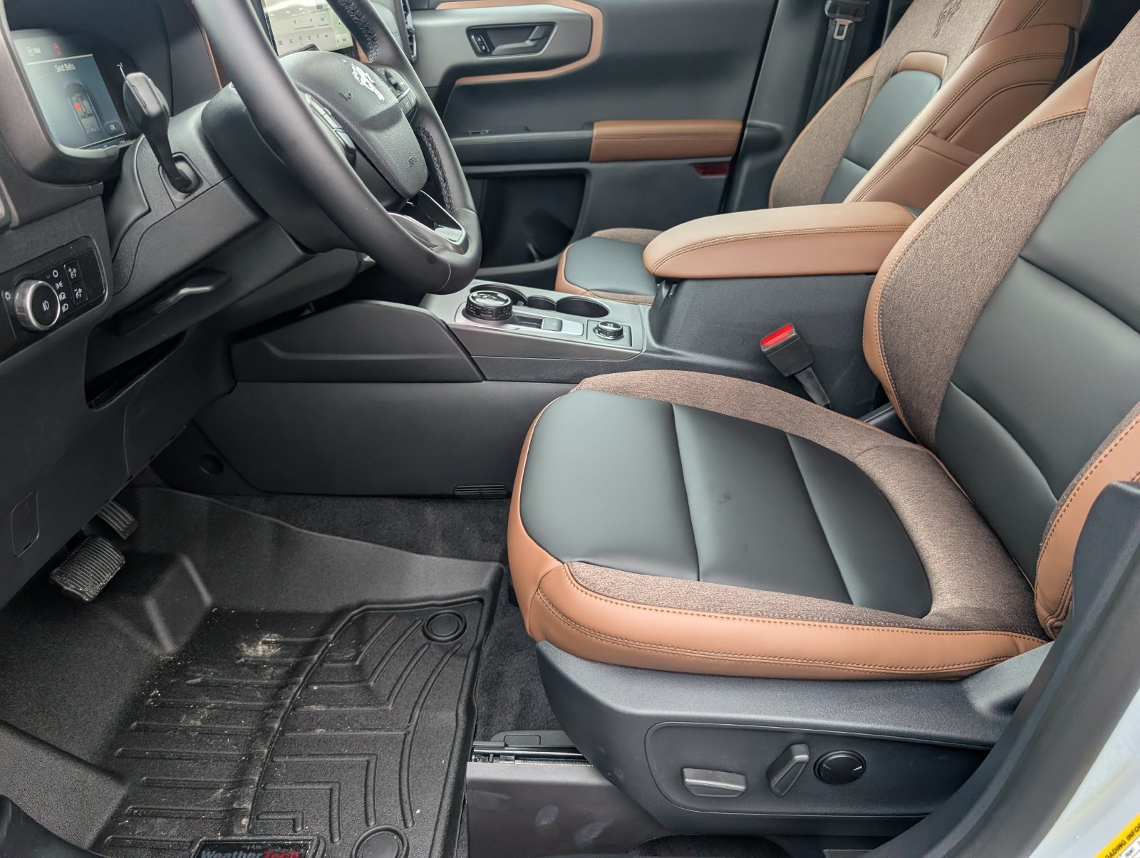 New 2026 Ford Bronco Sport Outer Banks w/ Outer Banks Tech Package+ AWD/4WD image 15