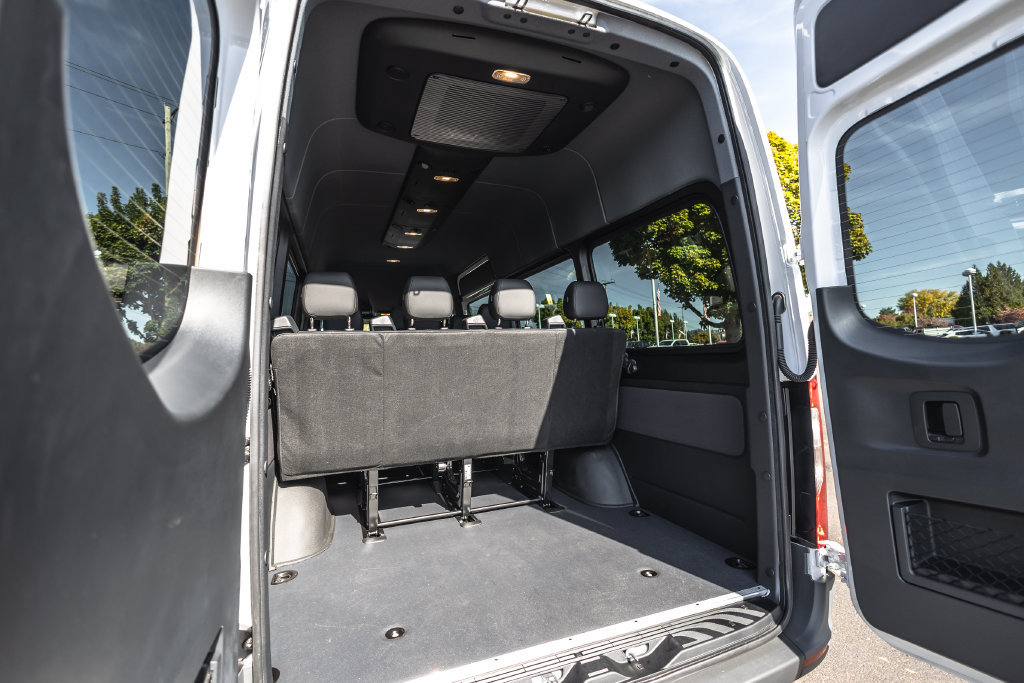 Used 2024 Mercedes-Benz Sprinter 2500 image 25