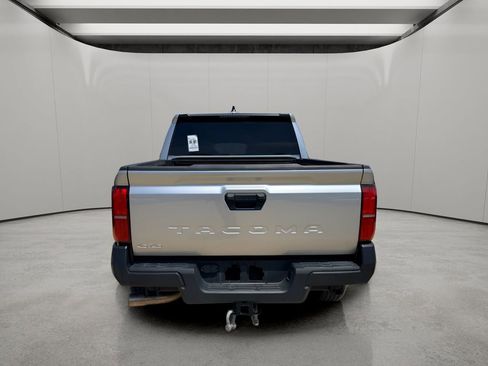 Used 2025 Toyota Tacoma SR AWD/4WD image 2