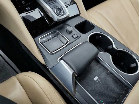 Used 2023 Acura MDX SH-AWD w/ Technology Package image 17