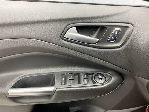 Used 2015 Ford Escape SE AWD/4WD image 12
