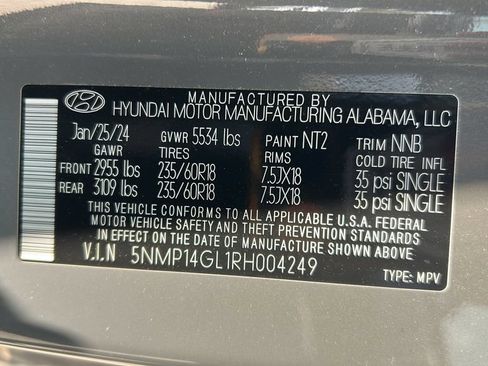 Used 2024 Hyundai Santa Fe SE FWD image 29