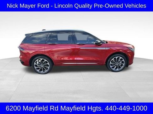 Used 2024 Lincoln Nautilus Reserve w/ Equipment Group 202A image 6