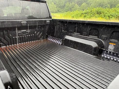 Used 2025 Chevrolet Silverado 1500 LT AWD/4WD image 47