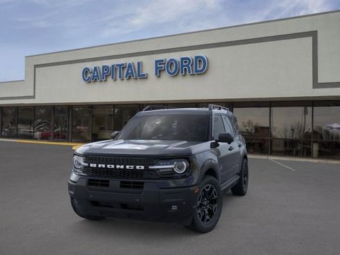 New 2026 Ford Bronco Sport Outer Banks w/ Outer Banks Tech Package+ AWD/4WD image 2