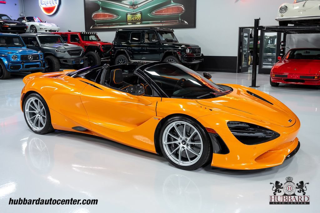 Used 2024 McLaren 750S Spider RWD image 38