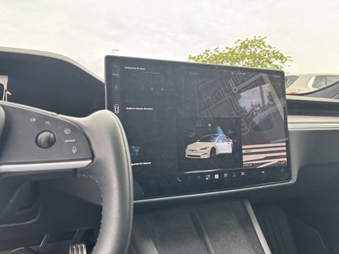 Used 2022 Tesla Model S AWD/4WD image 18