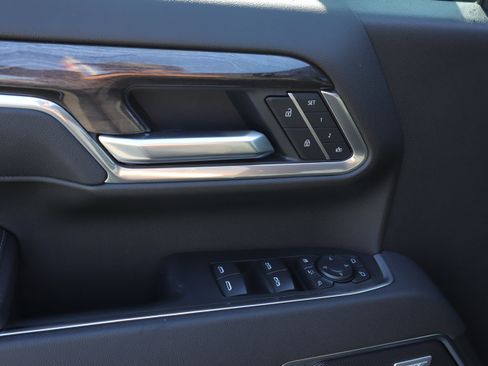 Used 2026 Chevrolet Silverado 2500 LTZ w/ Trail Boss Package image 24