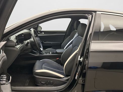 Used 2025 Kia K5 GT-Line w/ GT-Line Premium Package FWD image 8