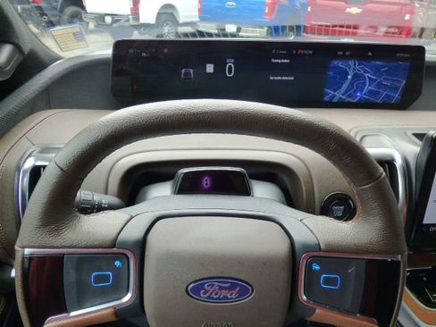 Used 2025 Ford Expedition King Ranch image 36