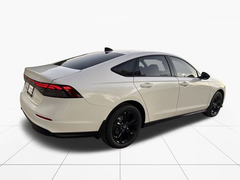 New 2025 Honda Accord SE image 8