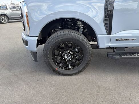 New 2026 Ford F350 Lariat w/ Black Appearance Package AWD/4WD image 31