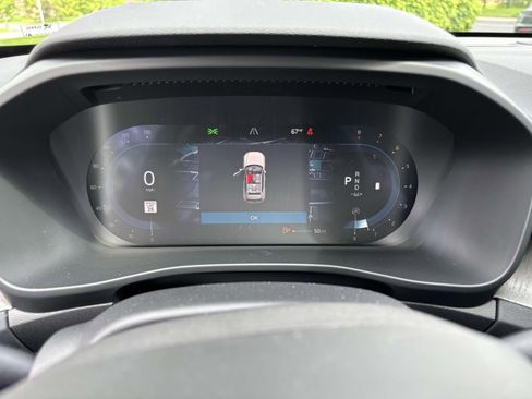 New 2025 Volvo XC40 B5 Core w/ Protection Package Premier AWD/4WD image 15