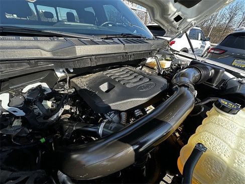 Certified 2022 Ford F150 XLT w/ Equipment Group 302A High image 32