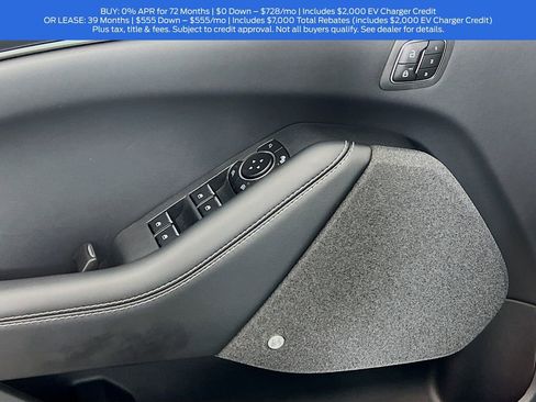 Used 2025 Ford Mustang Mach-E Premium image 20