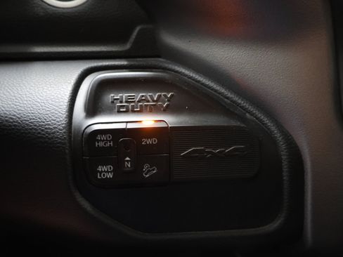 Used 2020 RAM 2500 Big Horn w/ Level 2 Equipment Group AWD/4WD image 44