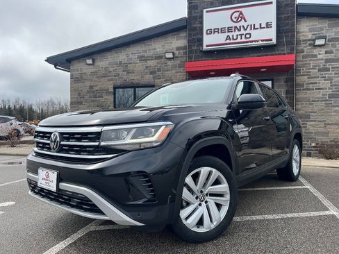 Used 2023 Volkswagen Atlas Cross Sport SE AWD/4WD image 1