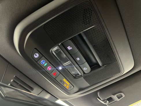 New 2026 Chevrolet Equinox EV LT image 22