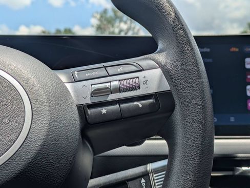 Used 2025 Hyundai Sonata SEL FWD image 23