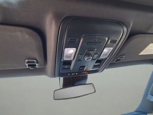 Used 2023 Chevrolet Suburban RST w/ Sport Performance Package image 28