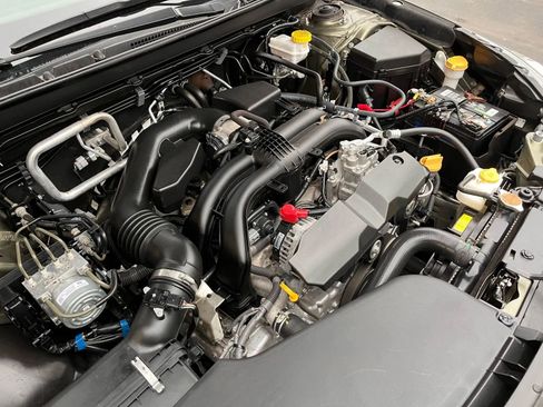 Used 2019 Subaru Outback 2.5i Premium image 35