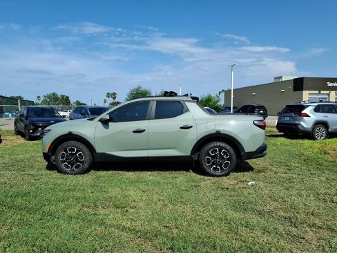 Used 2024 Hyundai Santa Cruz SEL w/ Activity Package FWD image 2