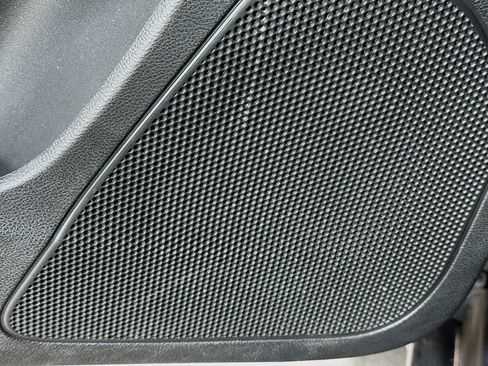 Used 2016 Jeep Cherokee Trailhawk w/ Comfort/Convenience Group image 22