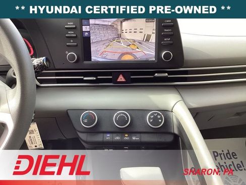 Used 2024 Hyundai Elantra SE FWD image 26