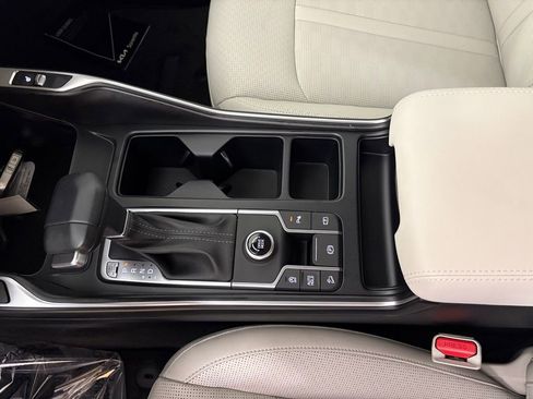 New 2026 Kia Sorento S FWD image 30