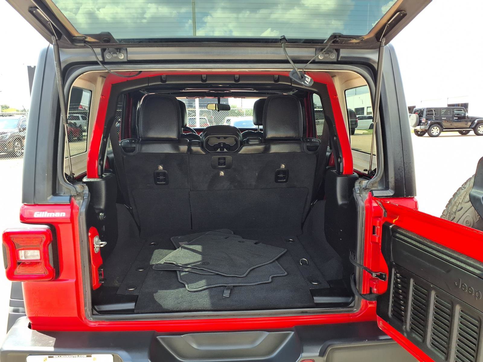 Used 2018 Jeep Wrangler Unlimited Rubicon AWD/4WD image 23