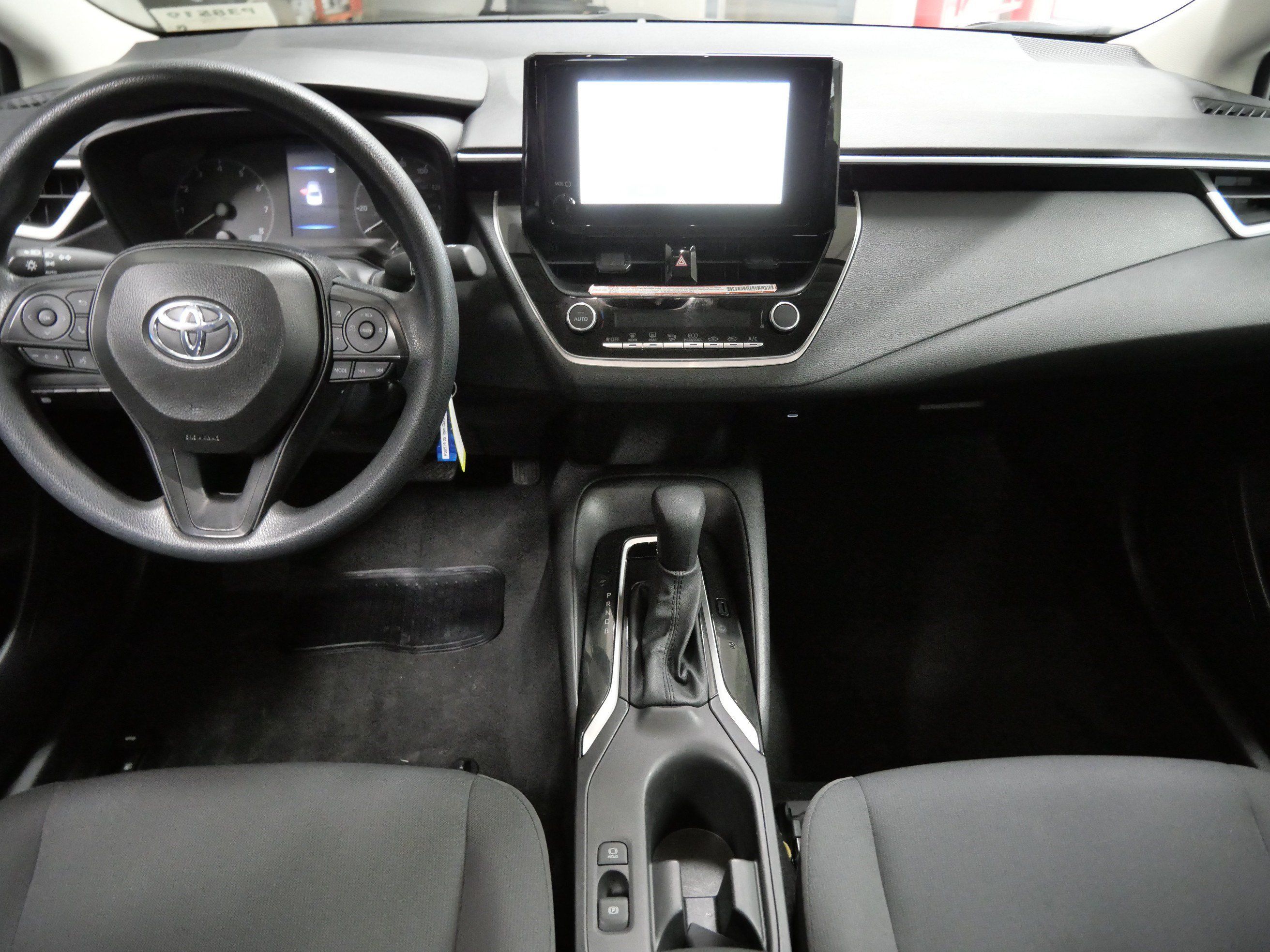 Certified 2025 Toyota Corolla LE FWD image 11