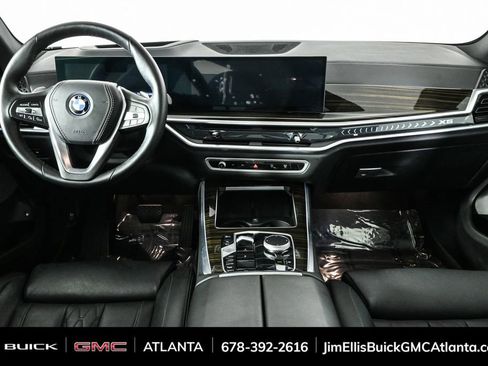 Used 2025 BMW X5 xDrive50e image 21