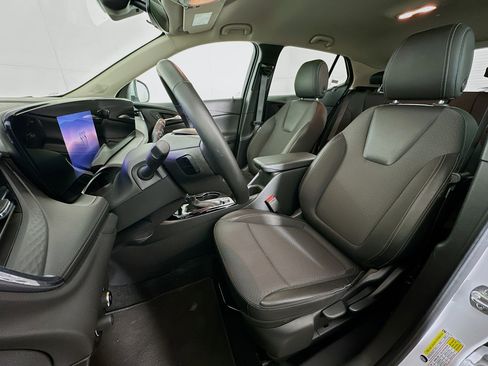 Used 2025 Buick Encore GX Preferred image 13