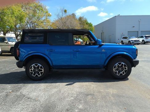 Used 2024 Ford Bronco Outer Banks image 4