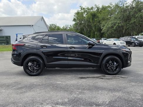 New 2026 Chevrolet Trax LT w/ Driver Confidence Package FWD image 6