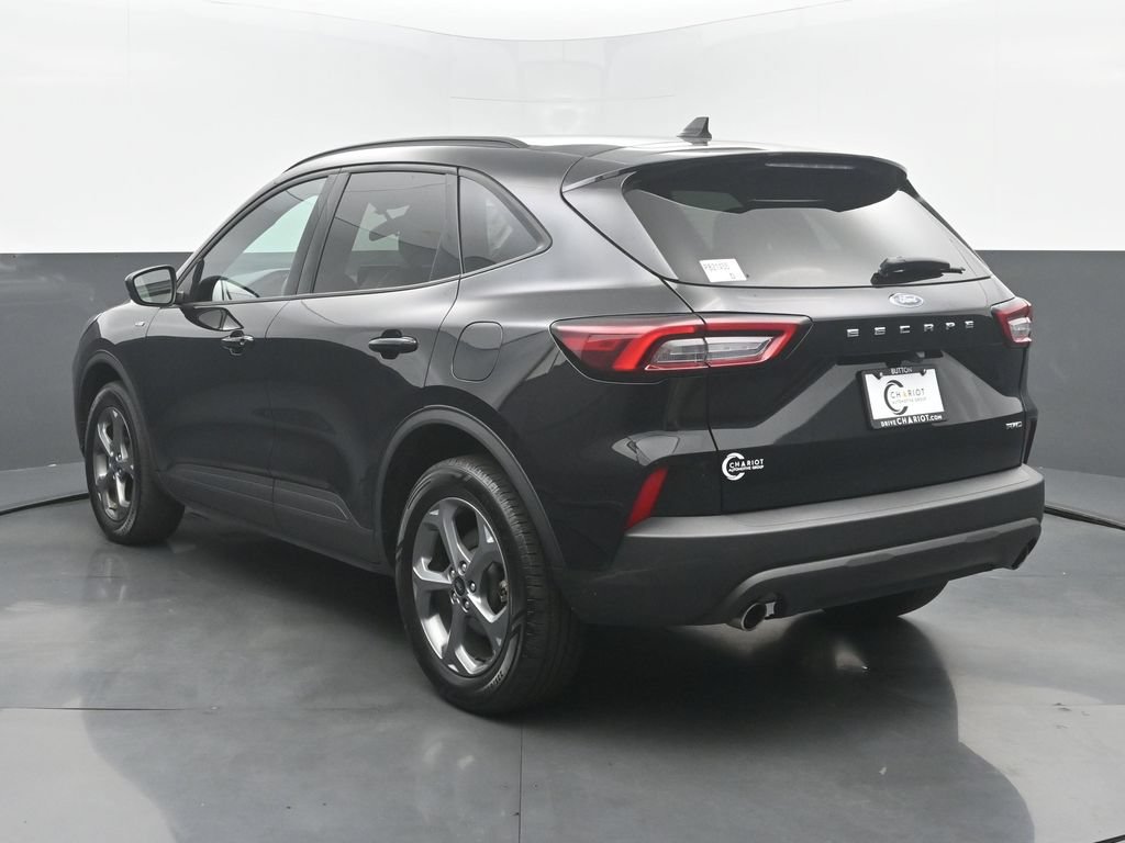 Used 2025 Ford Escape ST-Line Select AWD/4WD image 4