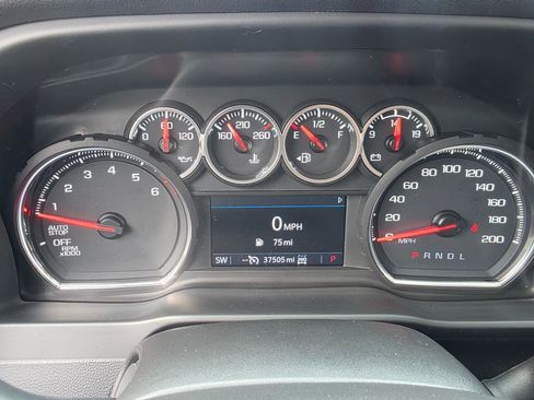 Used 2020 Chevrolet Silverado 1500 LT Trail Boss AWD/4WD image 6
